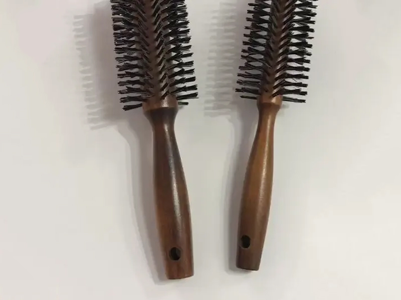 Yuvarlak Ahşap Saç Fırçası